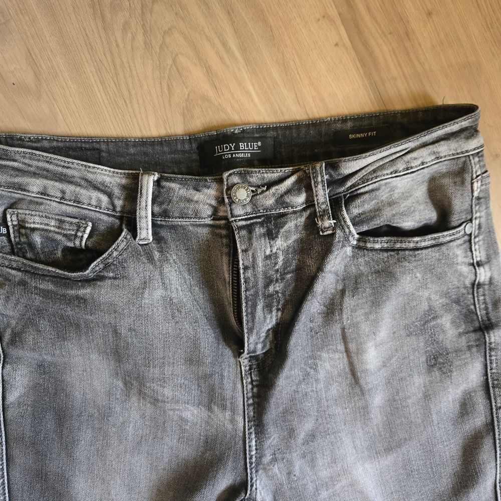 Judy Blue Women's Charcoal Skinny Jeans sz 13 - Picture 3 of 5